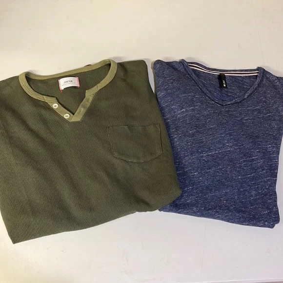 Joes Medium Blue T Shirt & Joes Medium Long Sleeve Olive Green Thermal - Picture 1 of 5